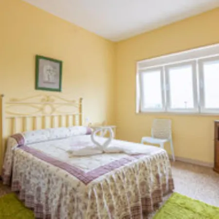 Casa Playa Sardineiro Incostadamorte 度假居 *